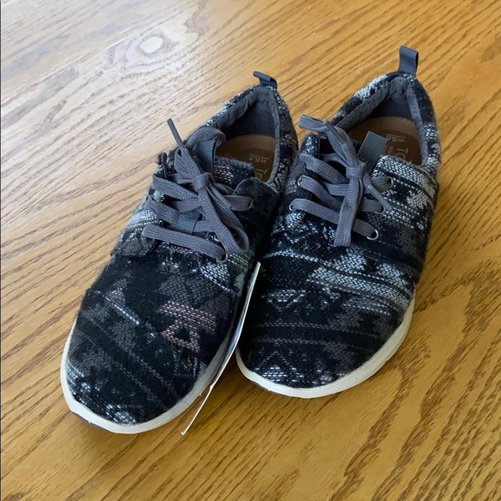 Toms sneakers!